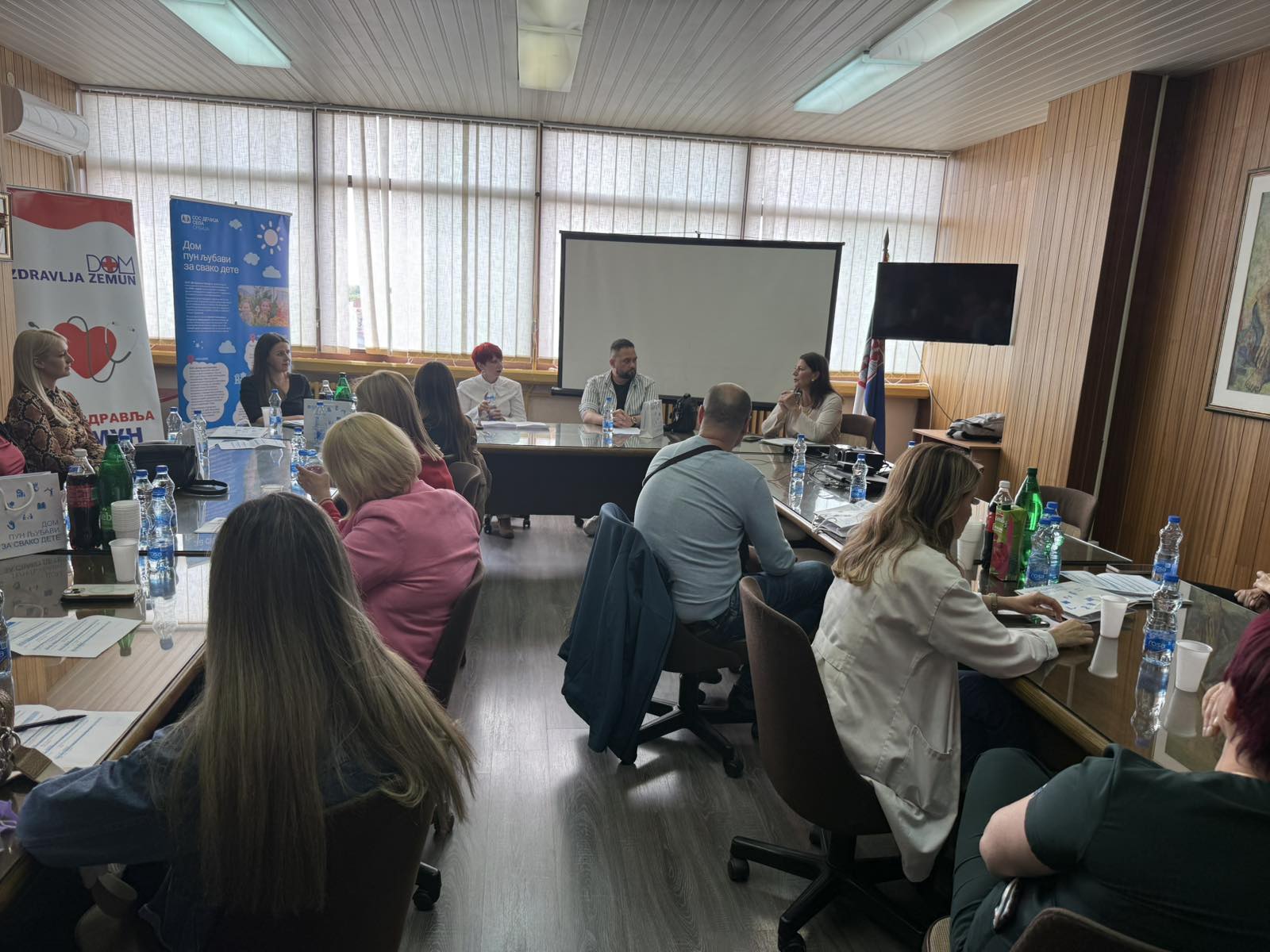 Okrugli sto „Uloga očeva i rodno odgovorno roditeljstvo“: Aktivno očinstvo kao oslonac razvoja deteta
